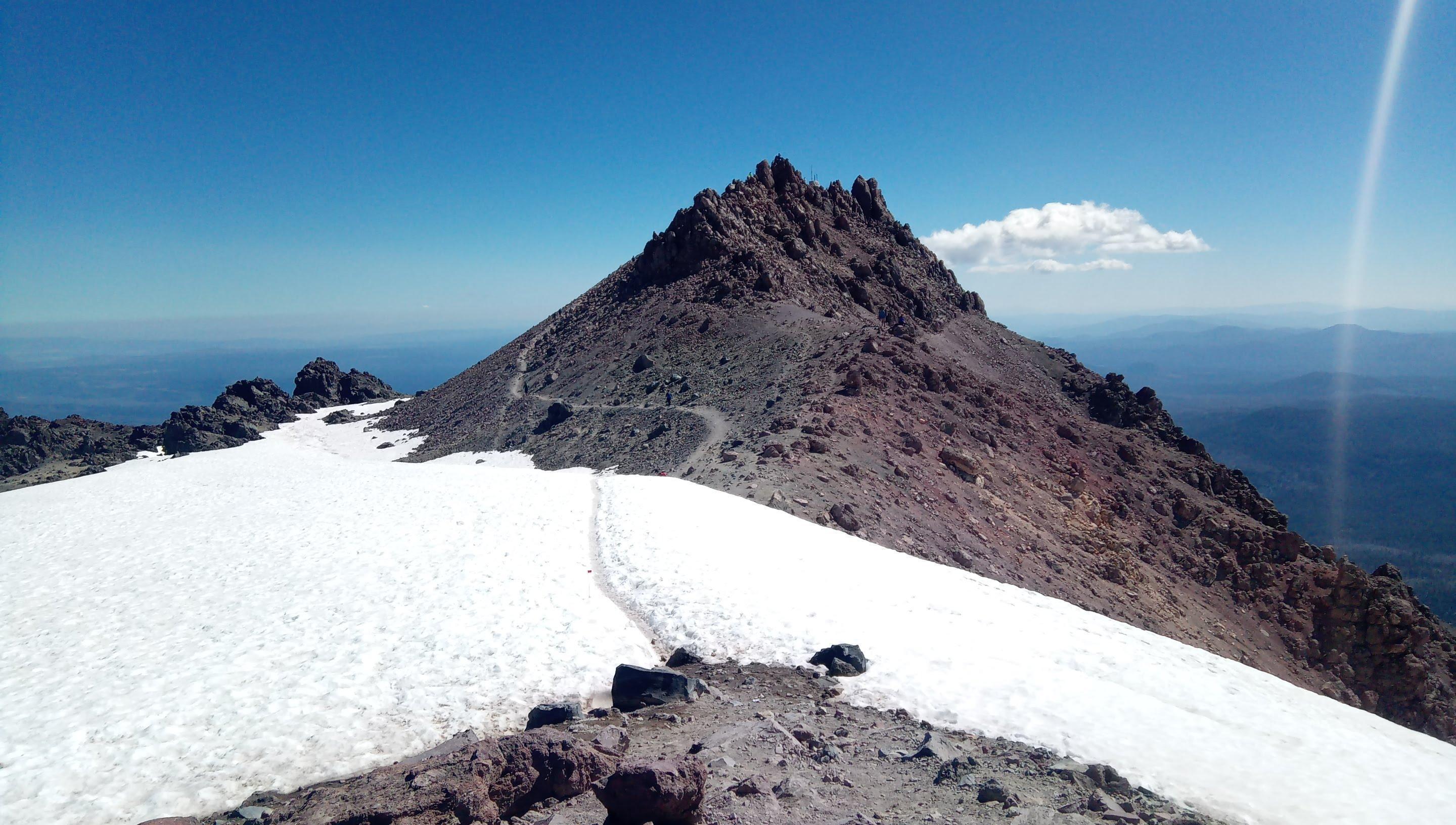 Three days in Lassen - Part 2, Lassen Peak on Independence day 2020