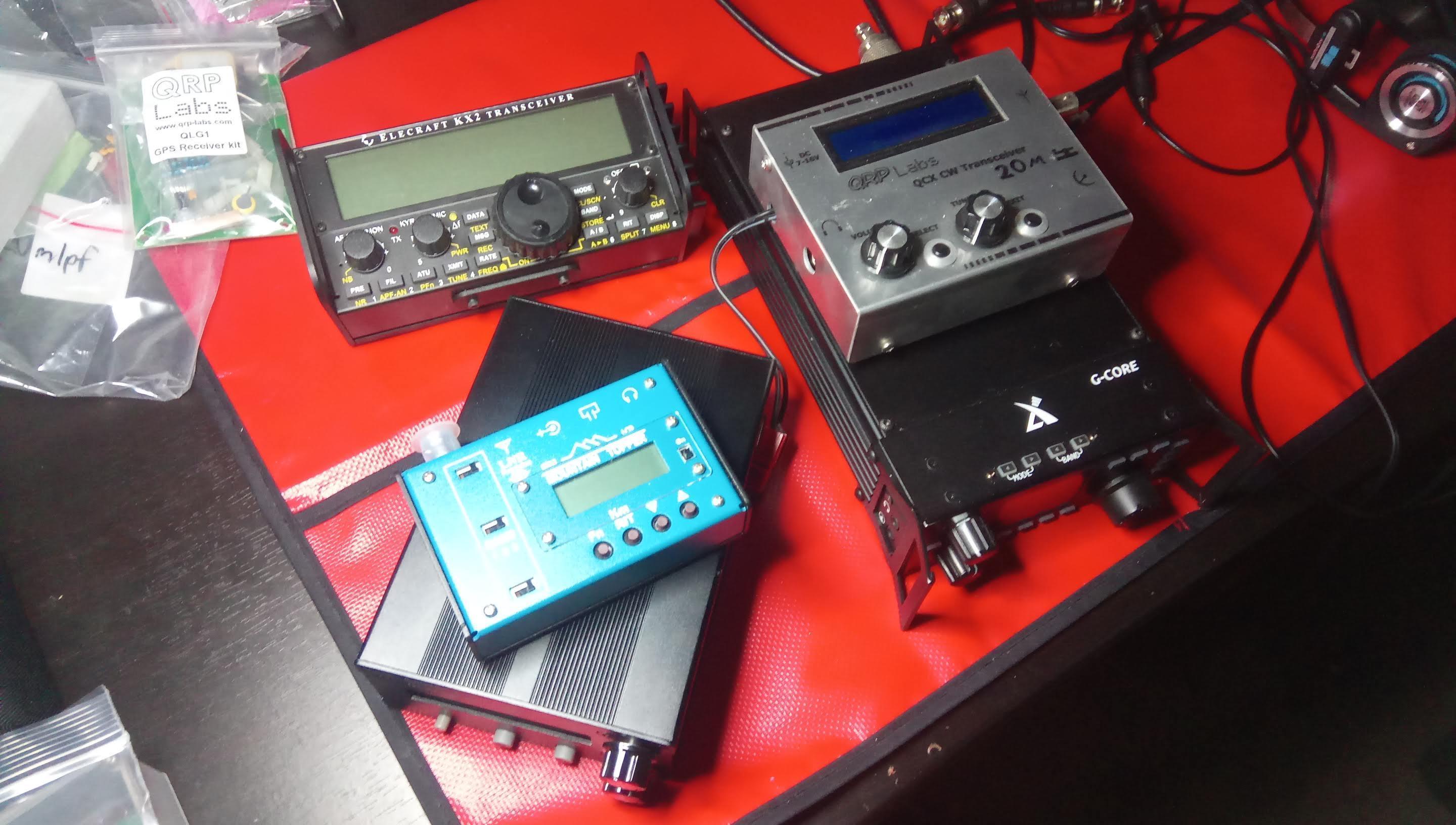 QCX+, QCX, Elecraft KX-2, Xiegu G90, Mountain topper MTR3B_LCD size comparison